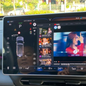 android box icar cho xe vinfast