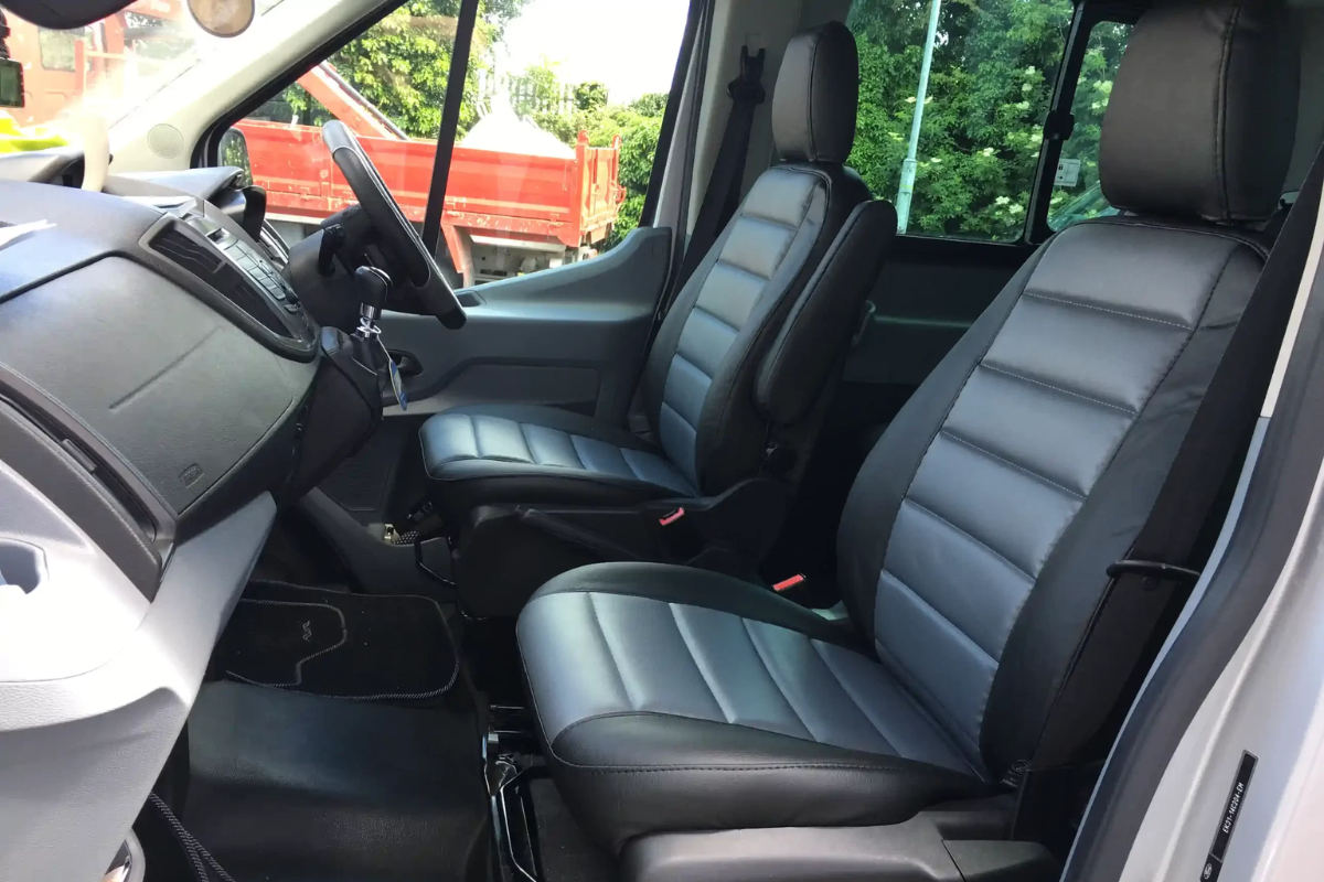 BỌC GHẾ DA CHO Ô TÔ FORD ESCAPE