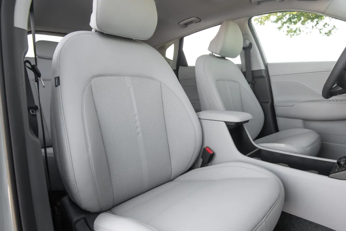 BỌC GHẾ DA CHO XE HYUNDAI ACCENT
