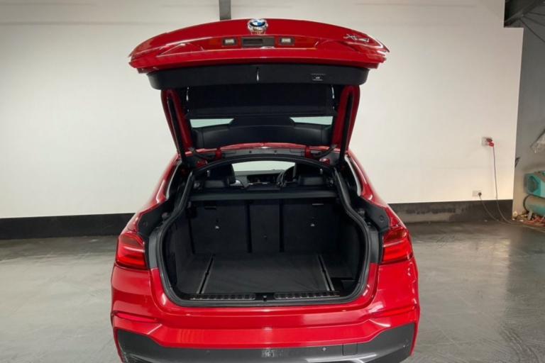 CỐP ĐIỆN CHO Ô TÔ BMW X4 - Ảnh 3