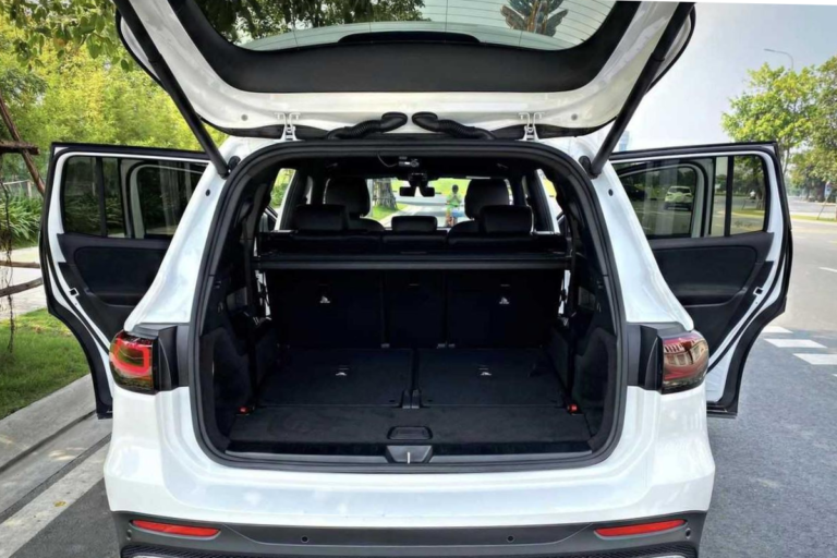 CỐP ĐIỆN CHO Ô TÔ MERCEDES GLB 200 AMG - Ảnh 2
