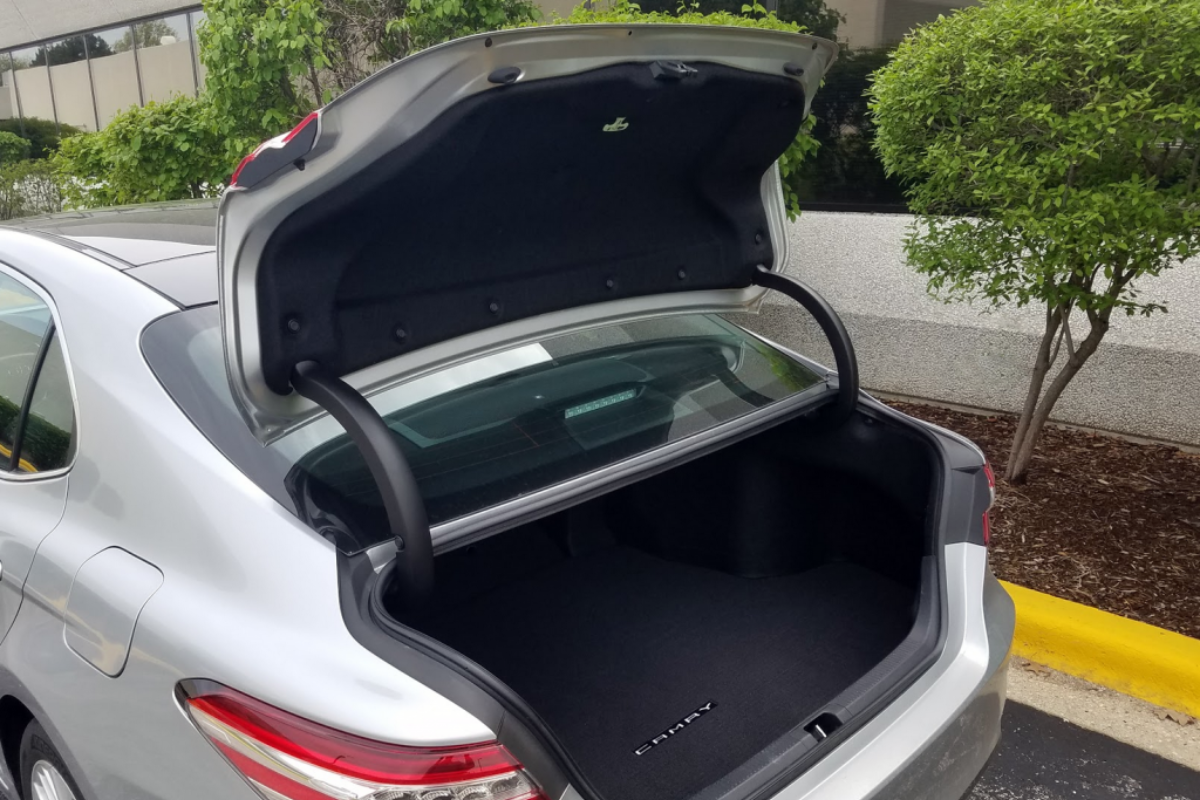 CỐP ĐIỆN CHO Ô TÔ TOYOTA CAMRY