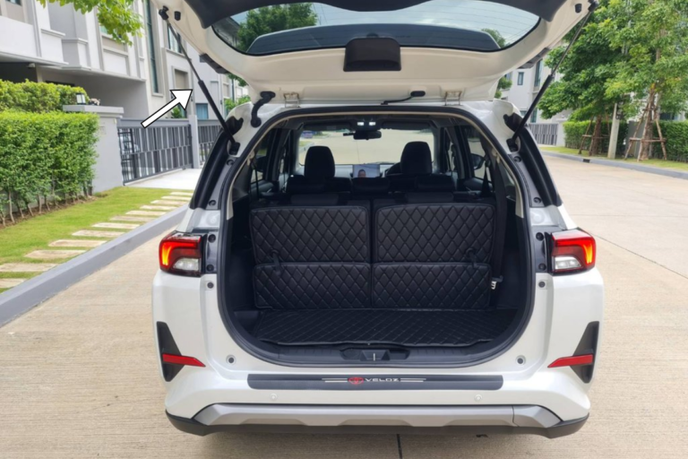 CỐP ĐIỆN CHO Ô TÔ TOYOTA VELOZ - Ảnh 2