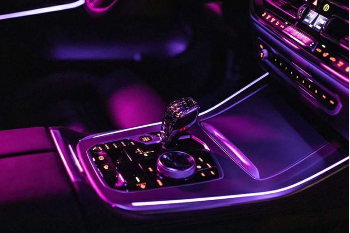 Đèn LED nội thất cho ô tô xe hơi có giá bao nhiêu? Bảng Giá Chi Tiết