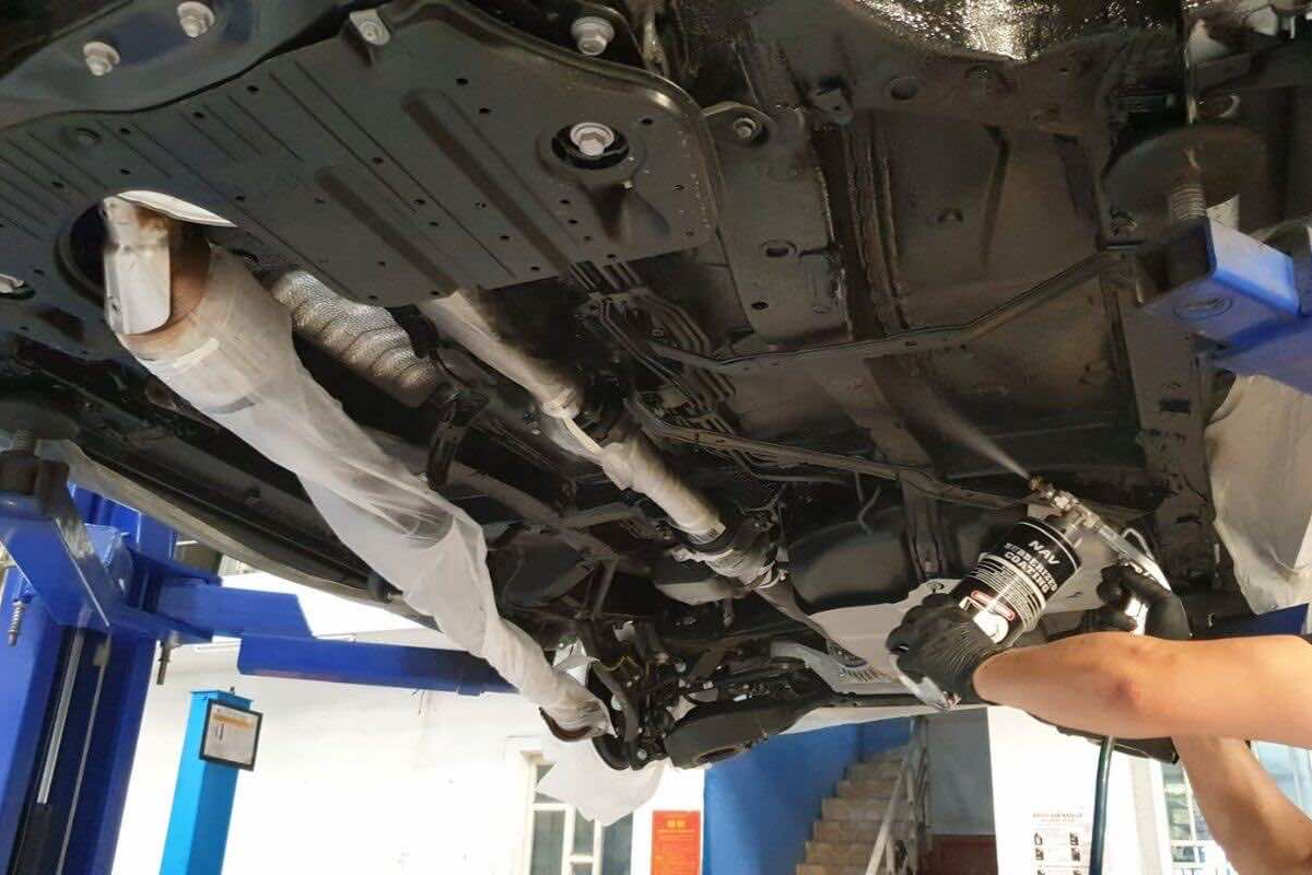 PHỦ GẦM Ô TÔ CHEVROLET COLORADO