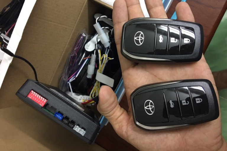 SMART KEY Ô TÔ TOYOTA COROLLA – ENGINE START STOP - Ảnh 2
