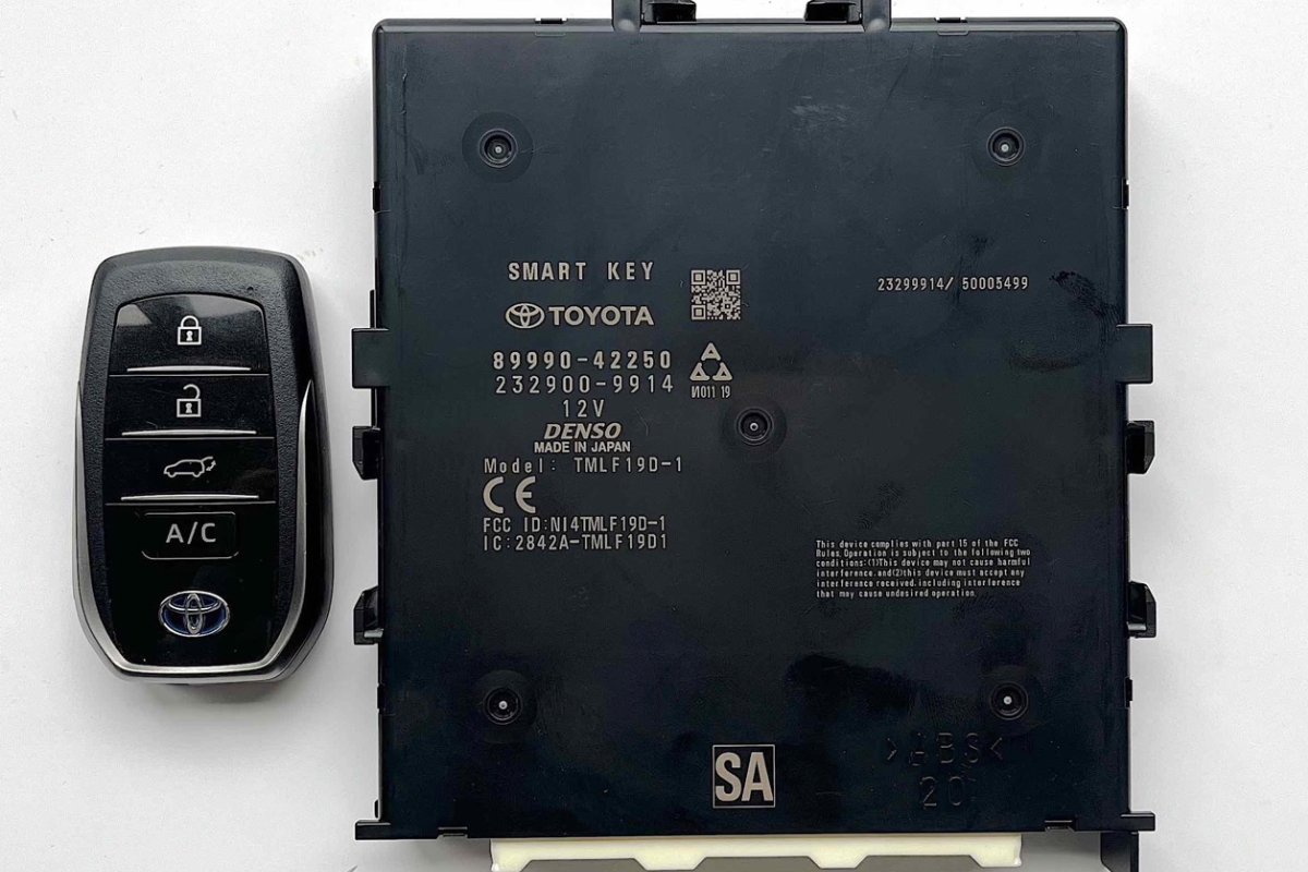SMART KEY Ô TÔ TOYOTA CROSS - ENGINE START STOP