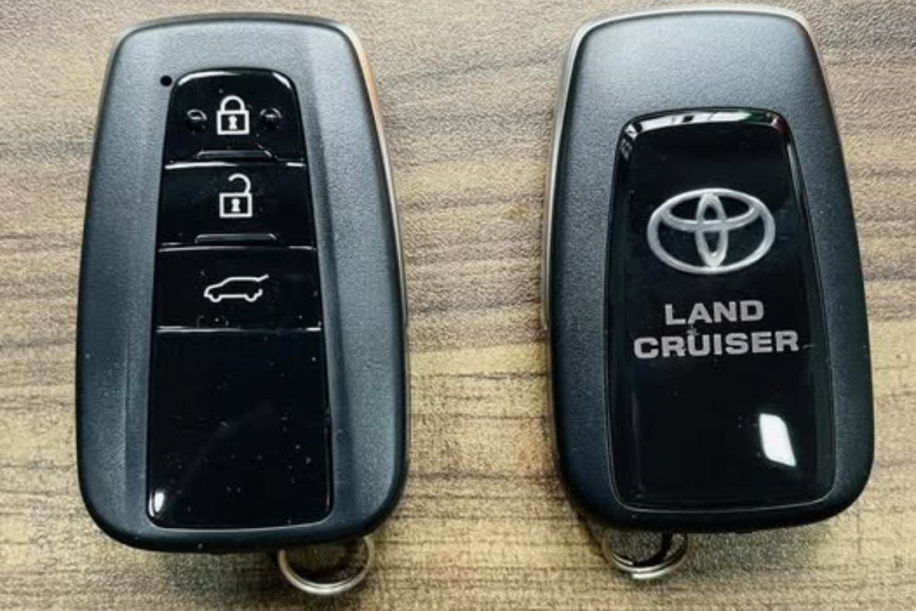 SMART KEY Ô TÔ TOYOTA LAND CRUISER