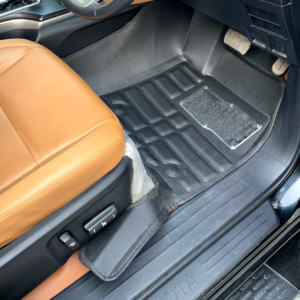 tham-lot-san-5d-o-to-hilux-revo (3)