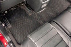 tham-lot-san-5d-o-to-honda-hrv (1)