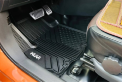 tham-lot-san-5d-o-to-mitsubishi-xpander (1)