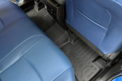 tham-lot-san-5d-o-to-toyota-cross (2)