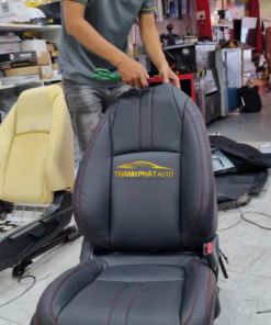 boc-ghe-da-o-to-tai-quan-2-chat-lieu-cao-cap-ben-dep-theo-thoi-gian (2)