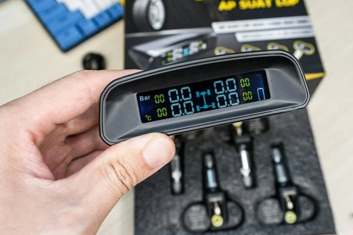 Cảm Biến Áp Suất Lốp Năng Lượng Mặt Trời Zestech Cho Ô Tô