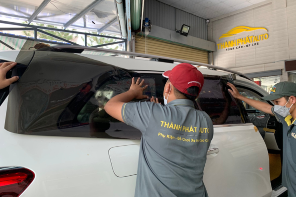 Dán phim cách nhiệt 3M ô tô tại Quận 2 - Ảnh 4
