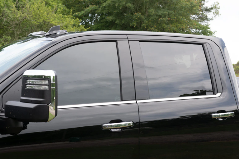 GÓI PHIM CÁCH NHIỆT HUPER OPTIK LUXURY TINT 1 XE Ô TÔ - Ảnh 4
