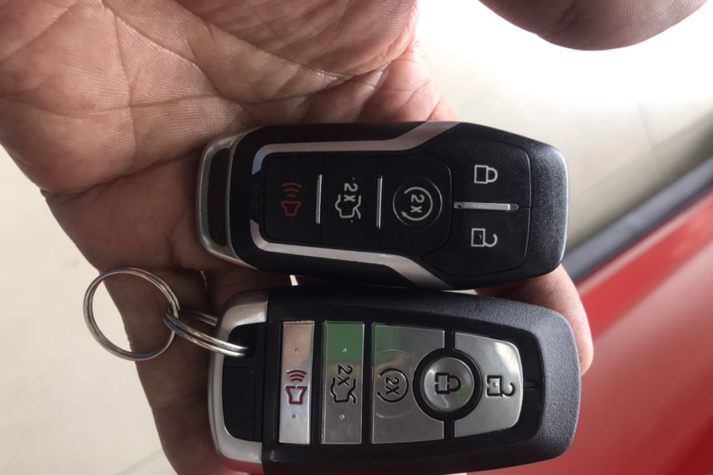 SMART KEY Ô TÔ FORD EXPLORER – ĐỀ NỔ XE HƠI TỪ XA