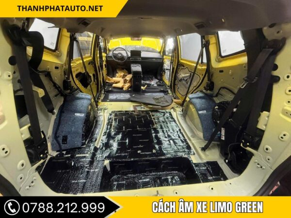 Dán Cách Âm Full Xe VinFast Limo Green - Ảnh 4