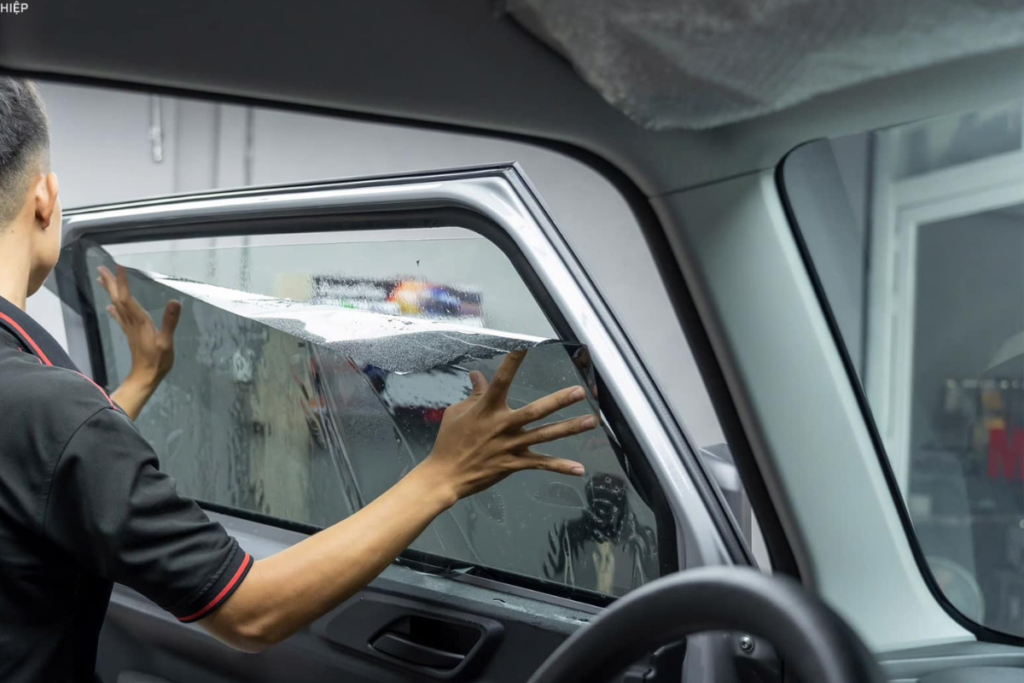 dán phim cách nhiệt limo green