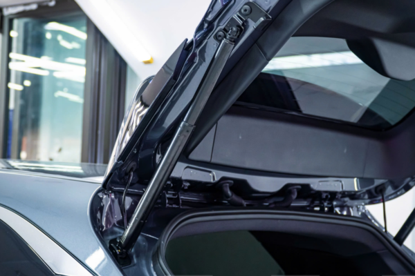 Độ Cốp Điện Đá Cốp Xe VinFast Limo Green - Ảnh 2