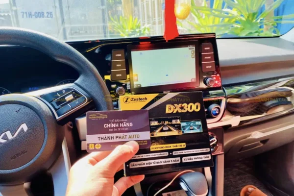 lắp android box xe toyota raize