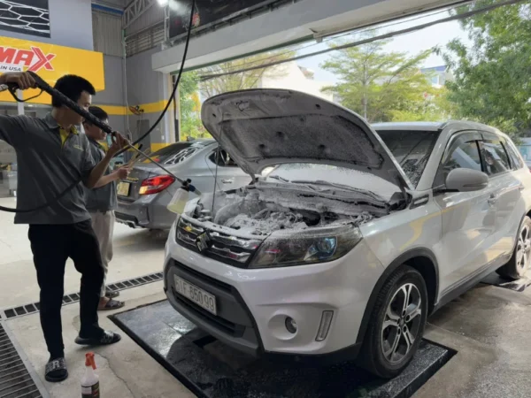 Vệ Sinh Khoang Máy Ô Tô Tại TP Thủ Đức - Ảnh 2
