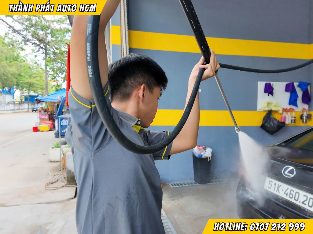 Mẹo Nhỏ Giúp Phim Cách Nhiệt Ô Tô Bền Hơn 2 Năm