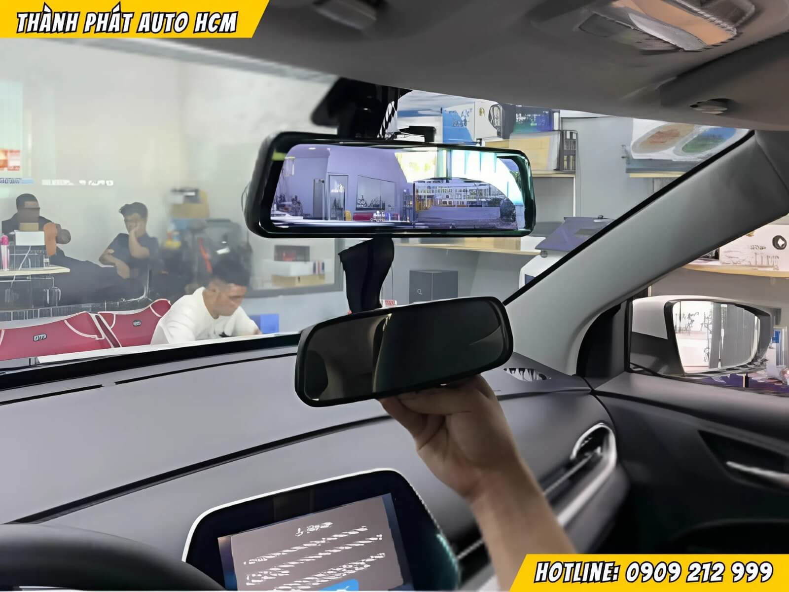 Camera hành trình xe ô tô