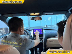 o Sánh Màn Hình Android và Màn Hình Zin Cho Xe Toyota Yaris