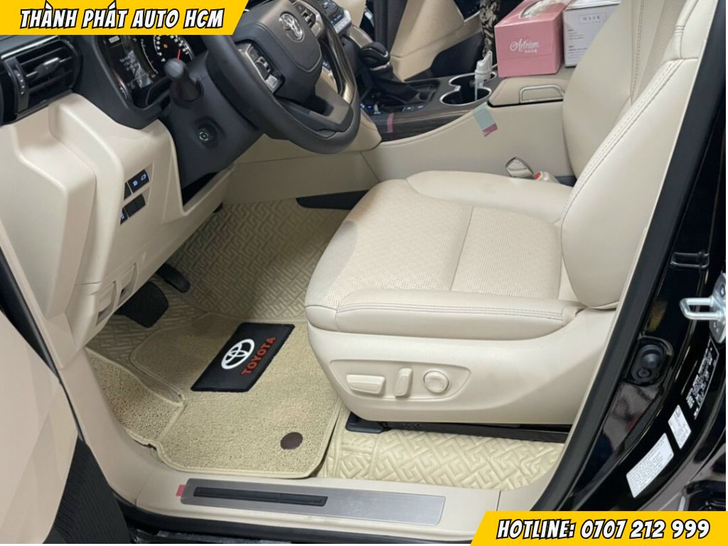Hậu Quả Khi Không Lắp Thảm Lót Sàn Xe Limo Green