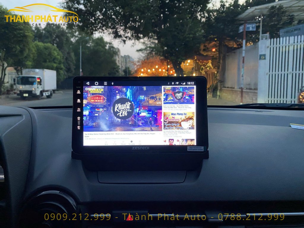 Màn hình ZT 360G Mazda 2