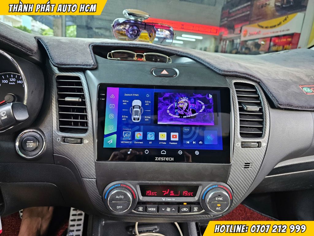 Lắp màn hình Zestech cho xe Kia Sorento