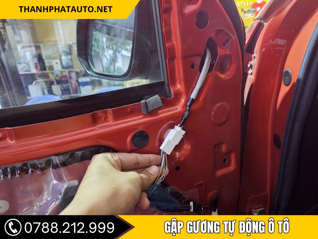 gập gương tự động ô tô