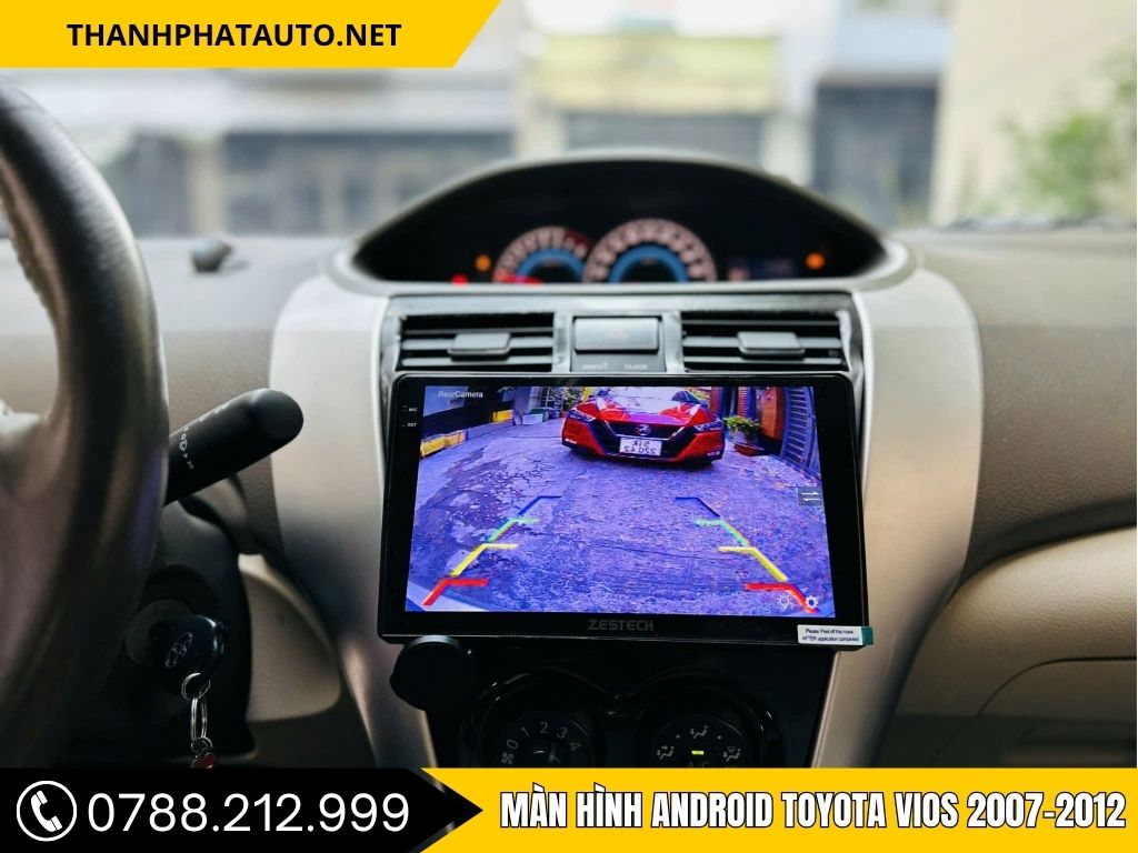 Màn hình Android Zestech cho Toyota Vios 2007, tích hợp camera lùi, giúp bạn dễ dàng quan sát và điều khiển khi lùi xe, tăng cường sự an toàn.