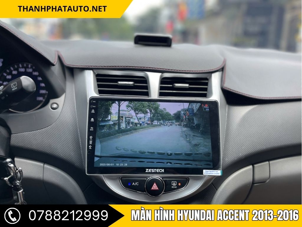 Nâng cấp hệ thống giải trí cho chiếc Hyundai Accent 2013 của bạn với màn hình Android hiện đại. Tích hợp GPS, Bluetooth, và các ứng dụng giải trí trực tuyến, mang lại trải nghiệm lái xe tuyệt vời.