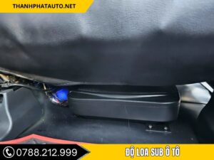 Loa sub gầm ghế ô tô