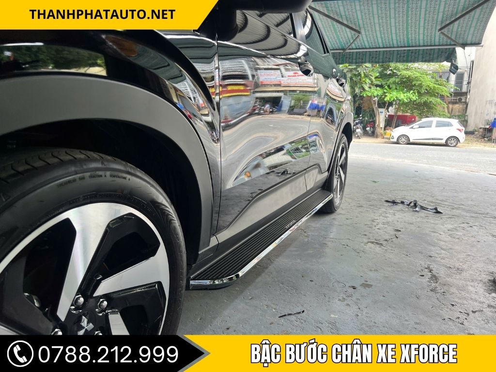 Hình Ảnh Bậc Bước Chân Xe Xforce