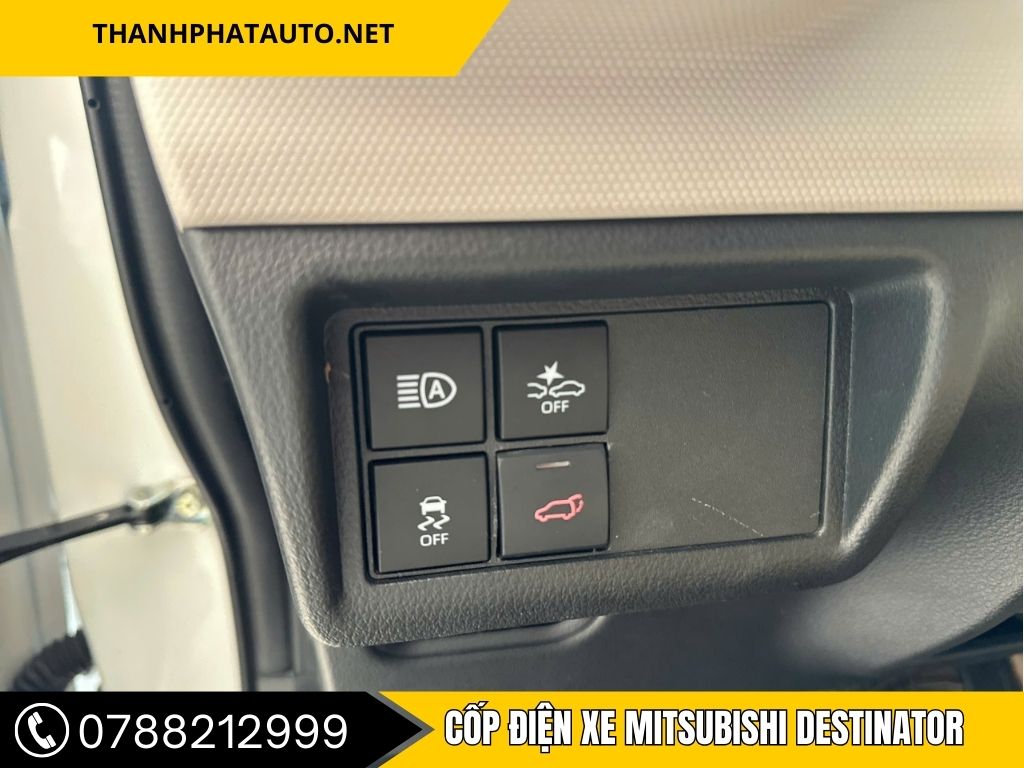 Cốp Điện Xe Mitsubishi Destinator Tiện Lợi