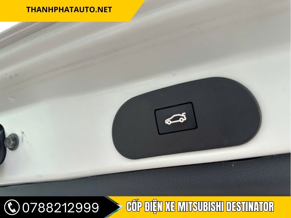Cốp Điện Xe Mitsubishi Destinator Tiện Lợi