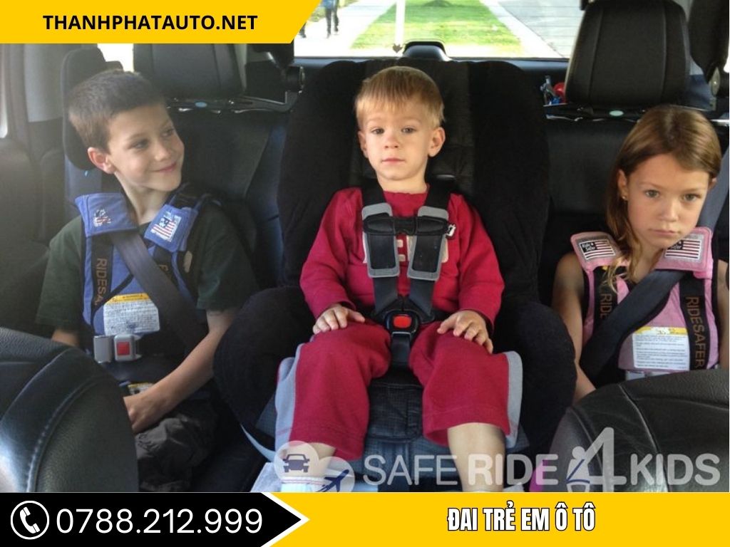 Đai Trẻ Em Ô Tô là một trong những giải pháp hỗ trợ an toàn đang được nhiều phụ huynh quan tâm khi chở trẻ nhỏ đi xe hơi.