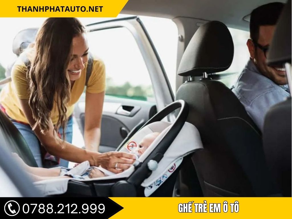 Ghế trẻ em ô tô theo chiều cao cho bé sơ sinh, sử dụng dây đai 5 điểm và đệm đầu an toàn giúp cố định bé chắc chắn trên xe