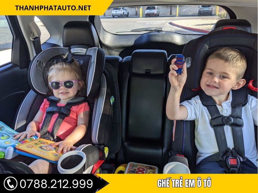 Mẫu Ghế ô tô trẻ em 22-36kg thiết kế nâng hông và bảo vệ trẻ tốt hơn.
