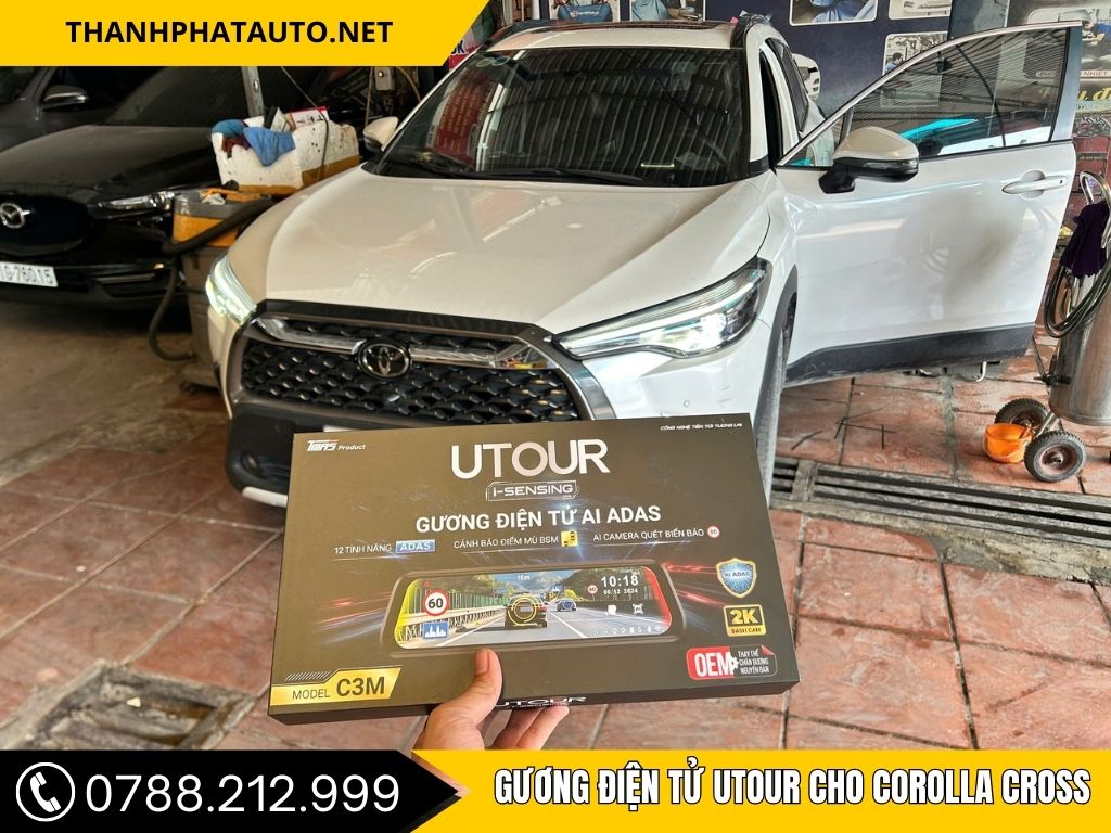 Gương điện tử Utour cho Corolla Cross