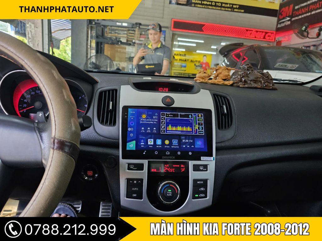 Hình Ảnh Màn Hình Kia Forte 2008-2012