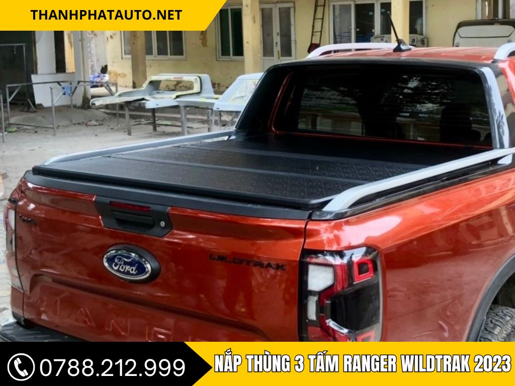 Nắp thùng 3 tấm Ranger Wildtrak 2023