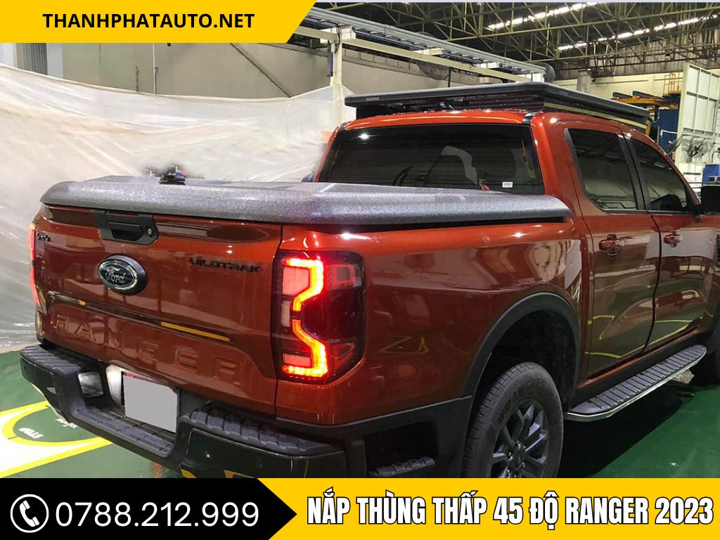 Nắp Thùng Thấp 45 Độ Cho Ranger 2023