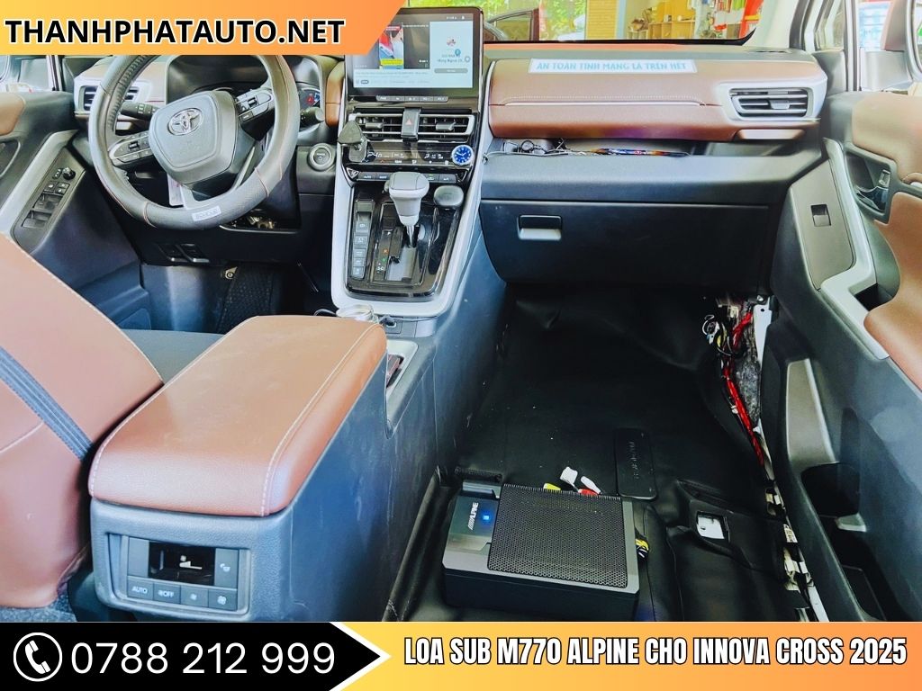 Loa Sub M770 ALPINE Innova Cross 2025