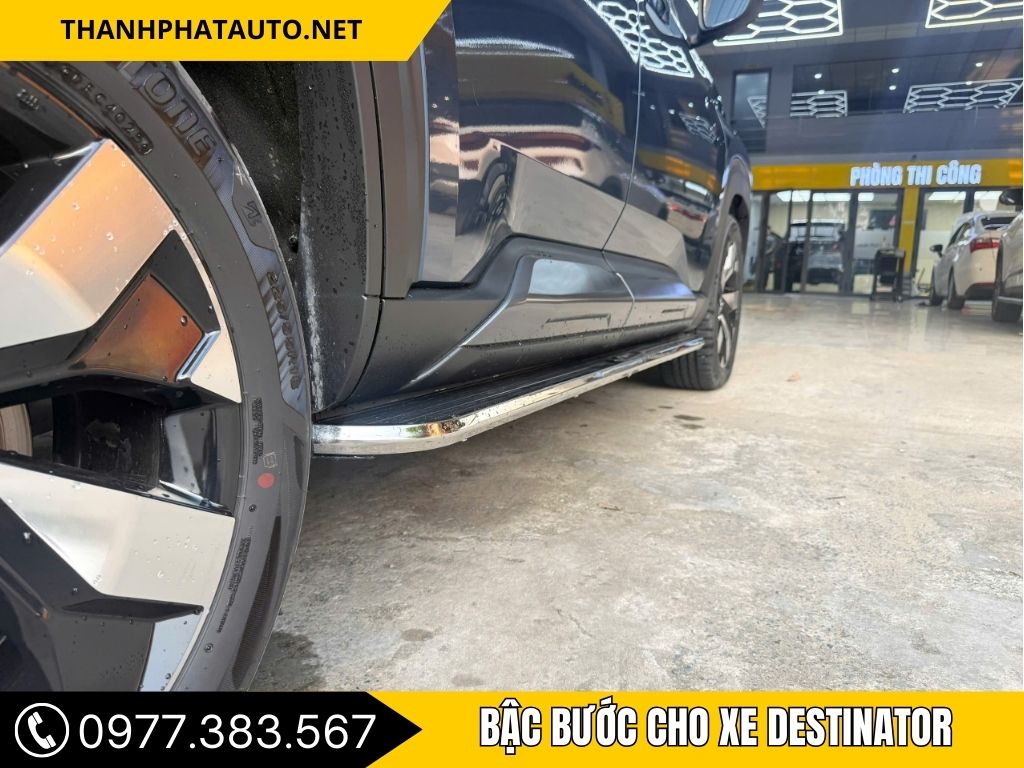 Bậc Bước Cho Xe Mitsubishi Destinator - Tiện Lợi Và An Toàn