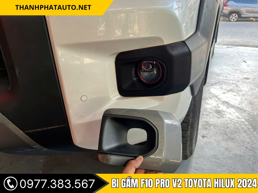 Bi Gầm F10 Pro V2 Toyota Hilux 2024