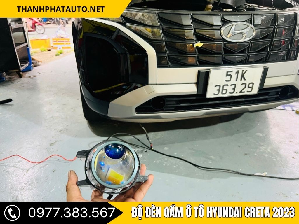 Cận cảnh bộ đèn gầm khi độ đèn gầm ô tô Hyundai Creta 2023 tại gara